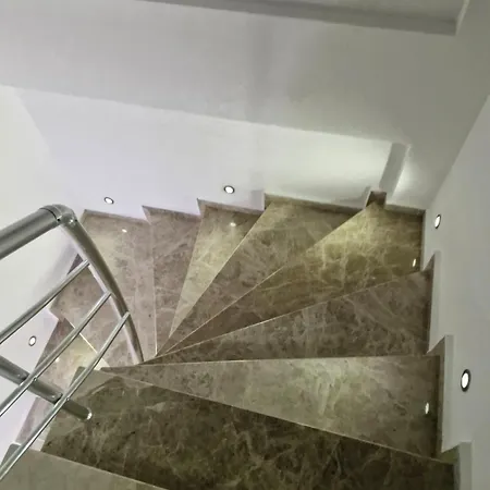Villa Tala 9 *